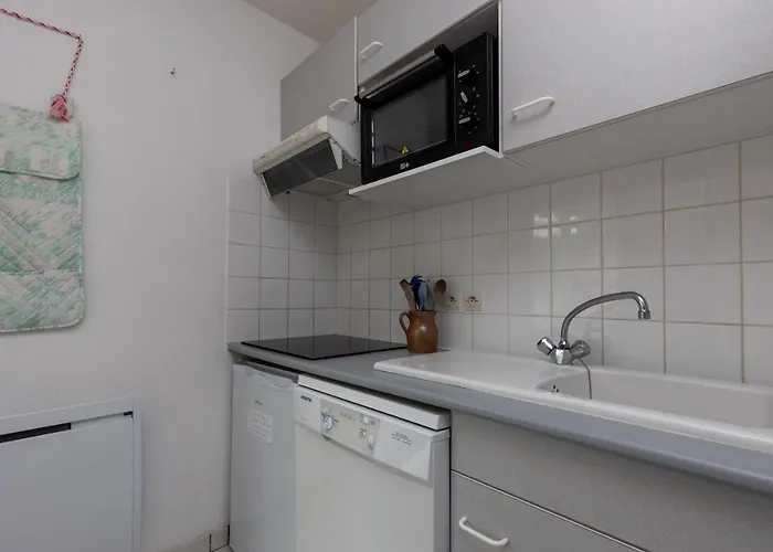 아파트 Piot T2 200m De La 몰리엣젯마